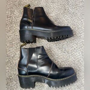 Dr. Martens Sanguine Chelsea Boot. Size 9
